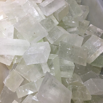 Raw Icelandic Calcite - Crown Chakra - Mariah´s Spiritual Treats